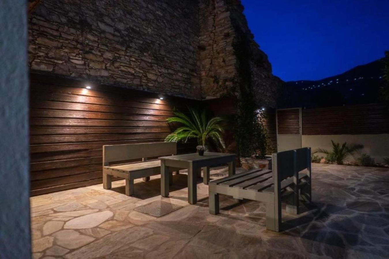 Villa Seafront Karma Luxury - An Escape From Reality Kato Gatzea Exterior foto